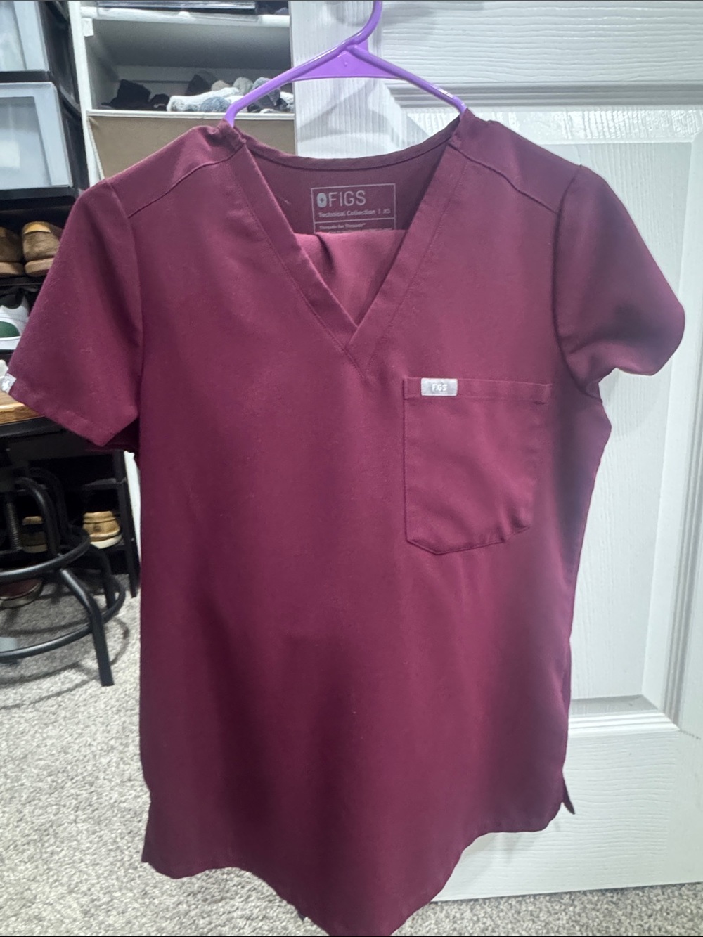 Figs Women's Burgundy Jogger Set